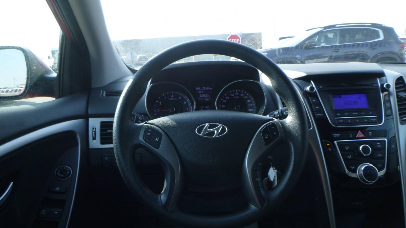 Hyundai i30 - 1.4 - Pack Evidence Vente à marchands