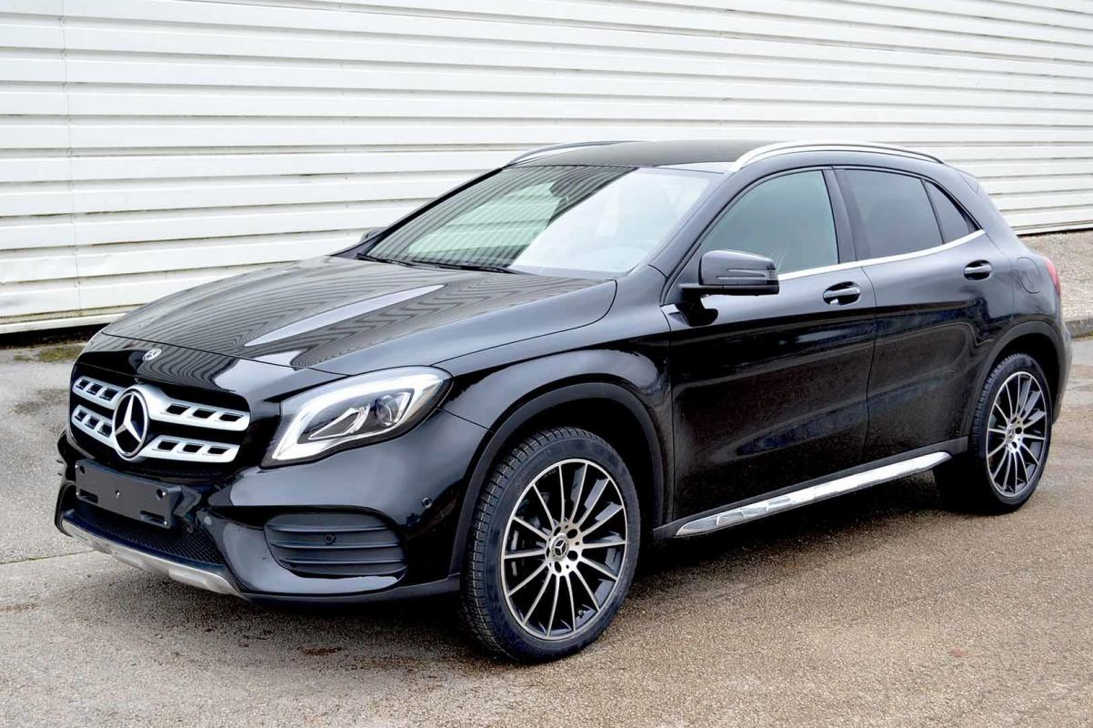 Mercedes Classe GLA 180 D SPORT PACK AMG LINE 7G-DCT